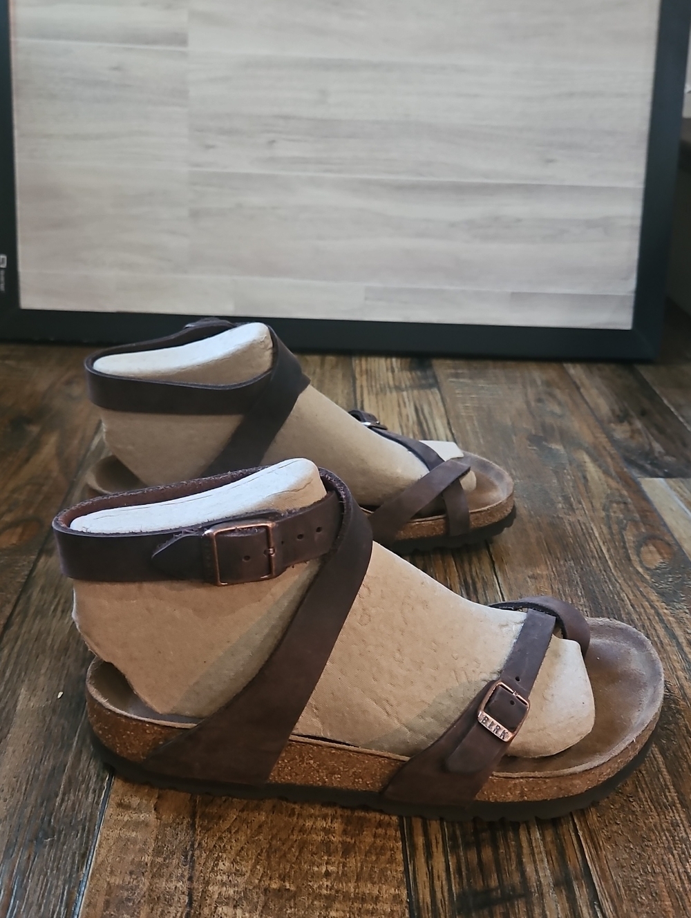Birkenstocks Women's Brown Leather Toe Ring Sandal W/ Wrap Around Ankle Strap